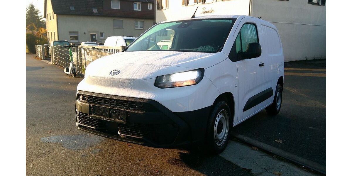 Toyota Proace City 21.000 km 16.980 € Sindelfingen 71065