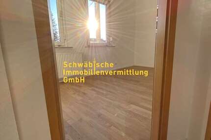 Haus zum Kaufen in Stuttgart 1.890.000 € 554.24 m² 16 zimmer