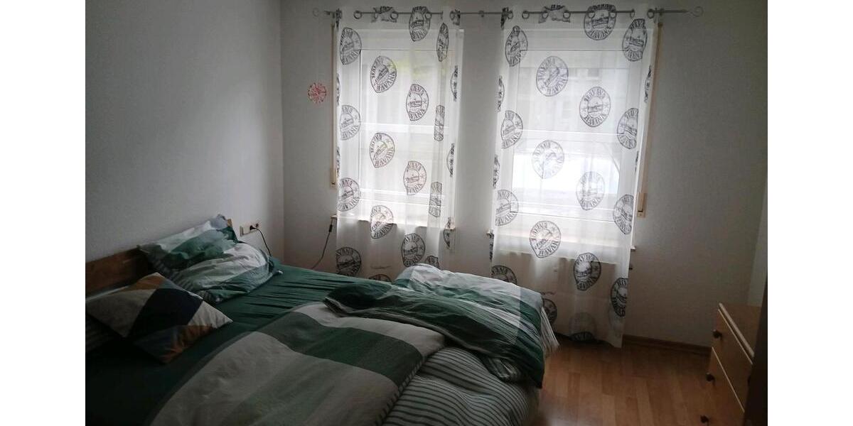 Erdgeschoßwohnung Stuttgart Luginsland - 2.5 Zimmer, 56 m&sup2;, 1.170&euro; | Angebot:26123215