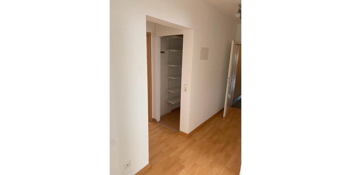 Etagenwohnung Stuttgart Botnang - 3.5 Zimmer, 70 m&sup2;, 1.290&euro; | Angebot:24795730