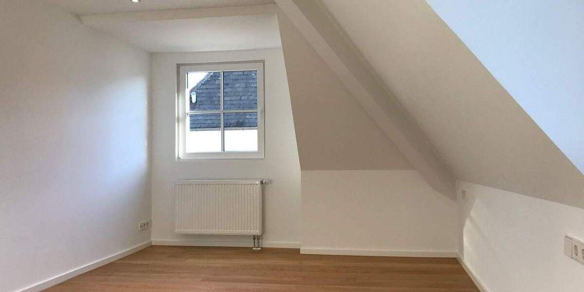 Mehrfamilienhaus, Wohnhaus Stuttgart Degerloch - 9 Zimmer, 306 m&sup2;, 2.290.000&euro; | Angebot:26208431