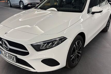 Mercedes-Benz A 250 9.000 km 36.200 &euro; Böblingen 71034