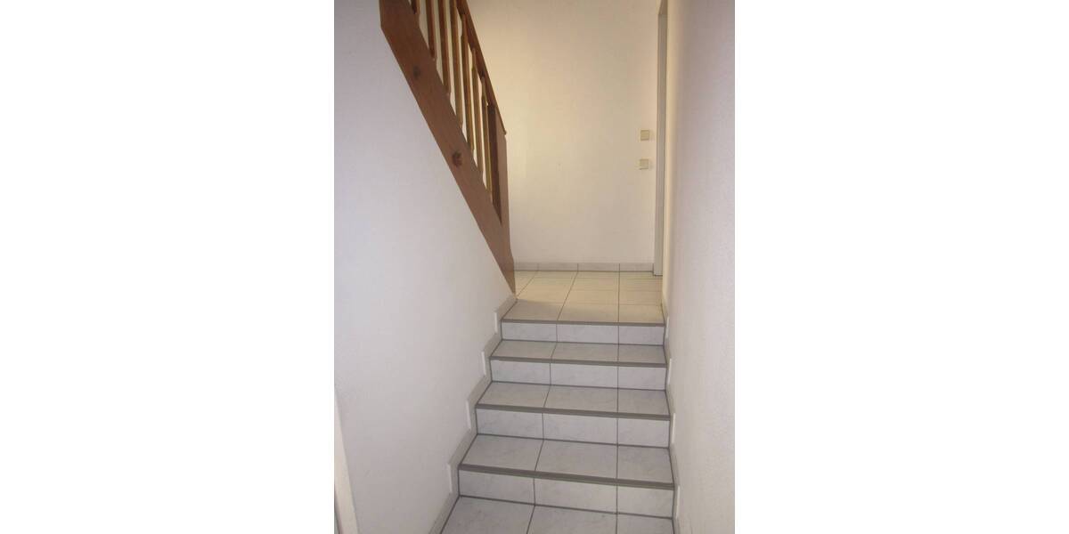 Mehrfamilienhaus, Wohnhaus Stuttgart Stammheim - 6 Zimmer, 132 m&sup2;, 590.000&euro; | Angebot:25744891