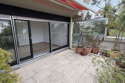 Wohnung Stuttgart Degerloch - 2 Zimmer, 60 m&sup2;, 980&euro; | Angebot:26253365