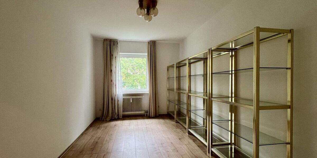 3-Zimmer-Wohnung mit Balkon und Tiefgaragenstellplatz in Möglingen 3 zimmer