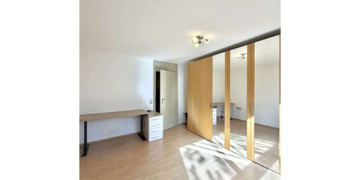 Etagenwohnung Böblingen Böblingen (Stadt) - 2 Zimmer, 66 m&sup2;, 680&euro; | Angebot:26333714