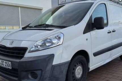 Peugeot Expert 107.000 km 8.600 &euro; Bietigheim-Bissingen 74321