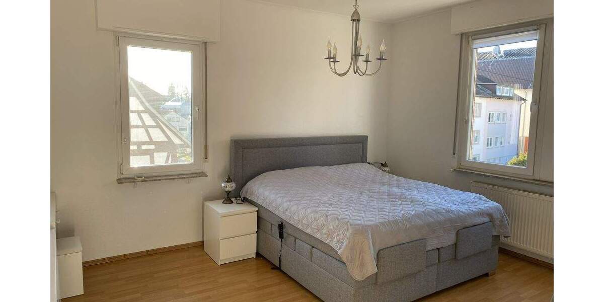 Etagenwohnung Kornwestheim - 5 Zimmer, 123 m&sup2;, 330.000&euro; | Angebot:24711698