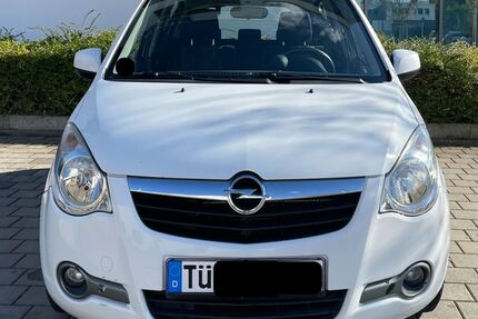 Opel Agila 180.000 km 3.500 € Tübingen 72070