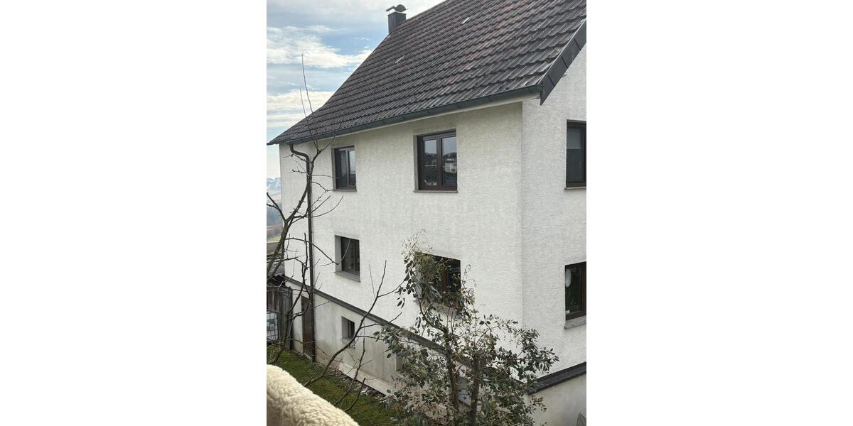 Doppelhaushälfte Neckartailfingen - 7 Zimmer, 140 m&sup2;, 1.100&euro; | Angebot:24872064