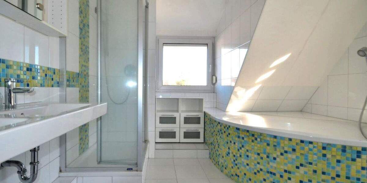 Mehrfamilienhaus, Wohnhaus Stuttgart Feuerbach - 1 Zimmer, 206 m&sup2;, 785.000&euro; | Angebot:25704368