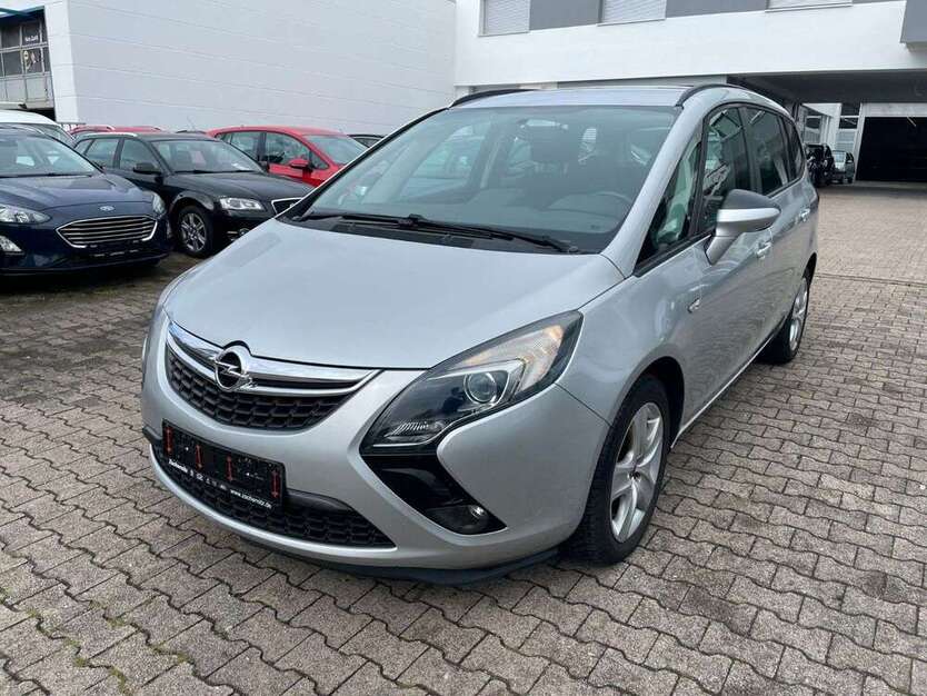 Opel Zafira 120.611 km 8.695 € Stuttgart 70597