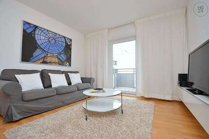 Wohnung zum Mieten in Stuttgart 1.990 € 50 m² 2 zimmer