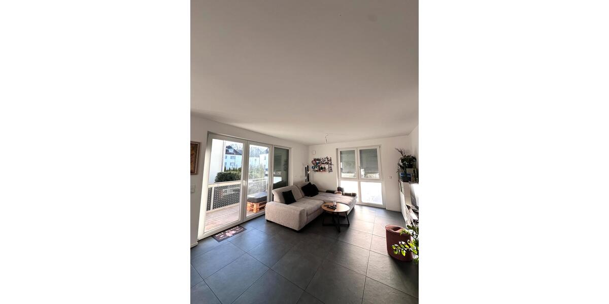 Hochparterre Stuttgart Zuffenhausen - 3 Zimmer, 77 m&sup2;, 520.000&euro; | Angebot:26877708