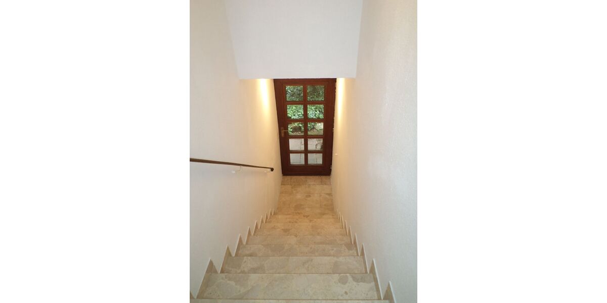 Gemütliche 3 Zimmer Dachgeschosswohnung mit EBK und Balkon - Dachgeschoßwohnung Weil im Schönbuch | Angebot:25239500