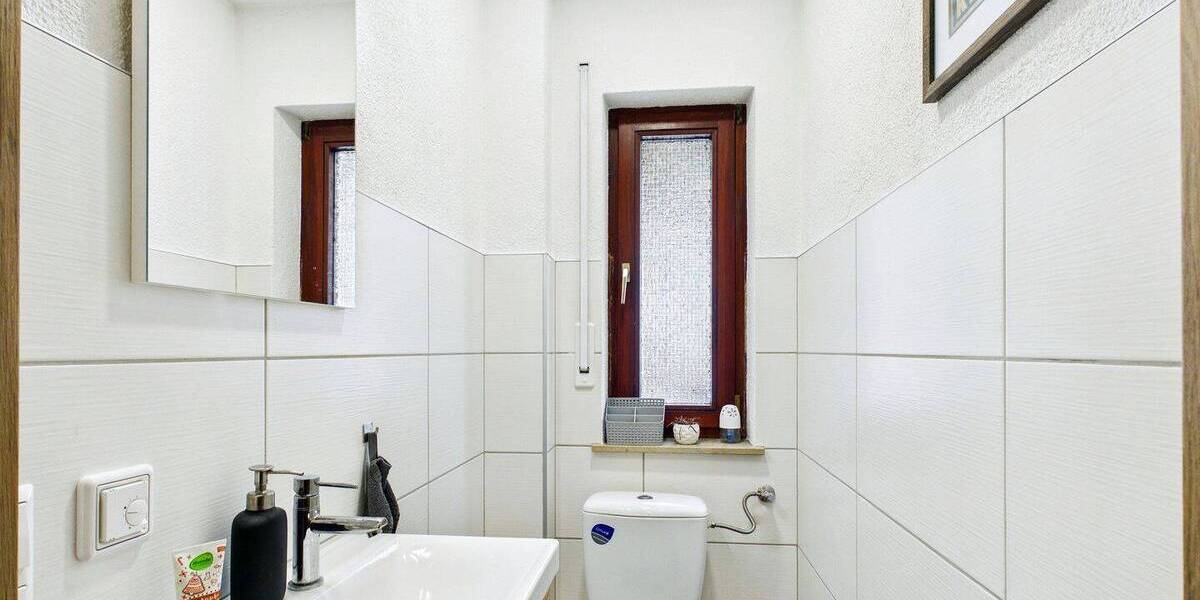 Etagenwohnung Bad-Cannstatt Bad Cannstatt - 3 Zimmer, 87 m&sup2;, 1.615&euro; | Angebot:26417581