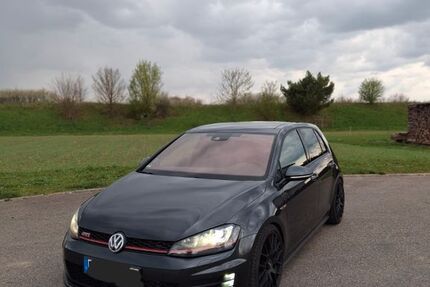 VW Golf 107.000 km 21.500 &euro; Holzgerlingen 71088