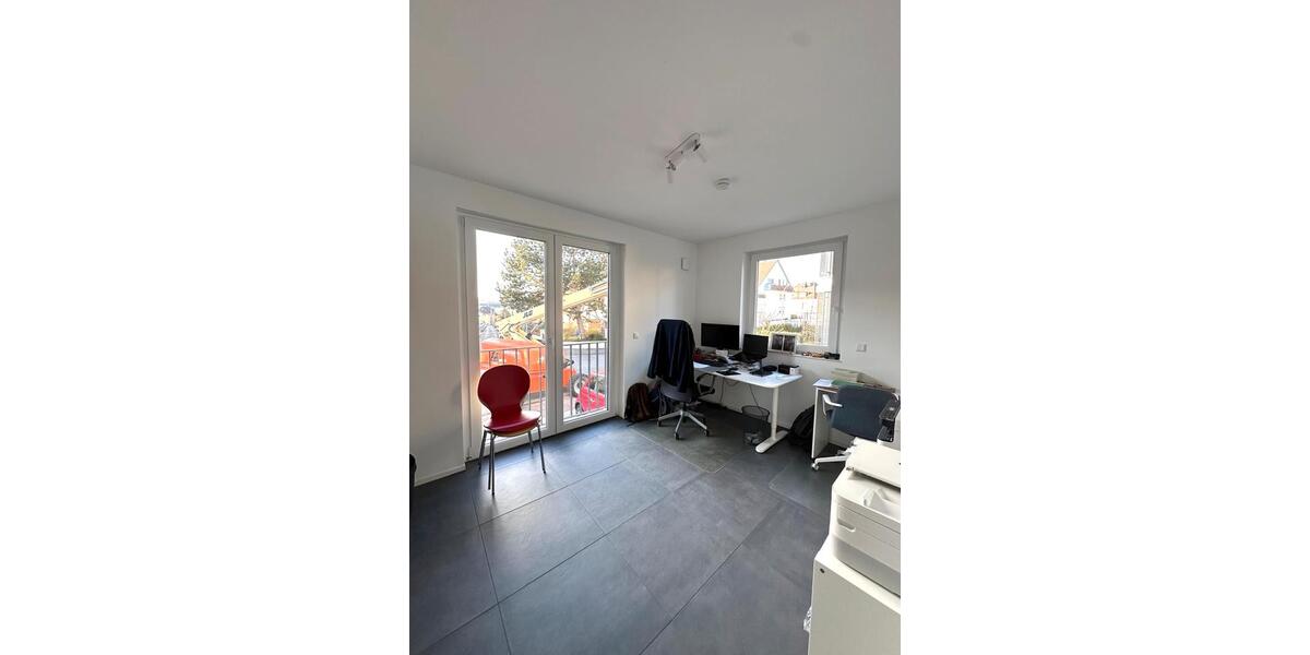 Hochparterre Stuttgart Zuffenhausen - 3 Zimmer, 77 m&sup2;, 520.000&euro; | Angebot:26877708