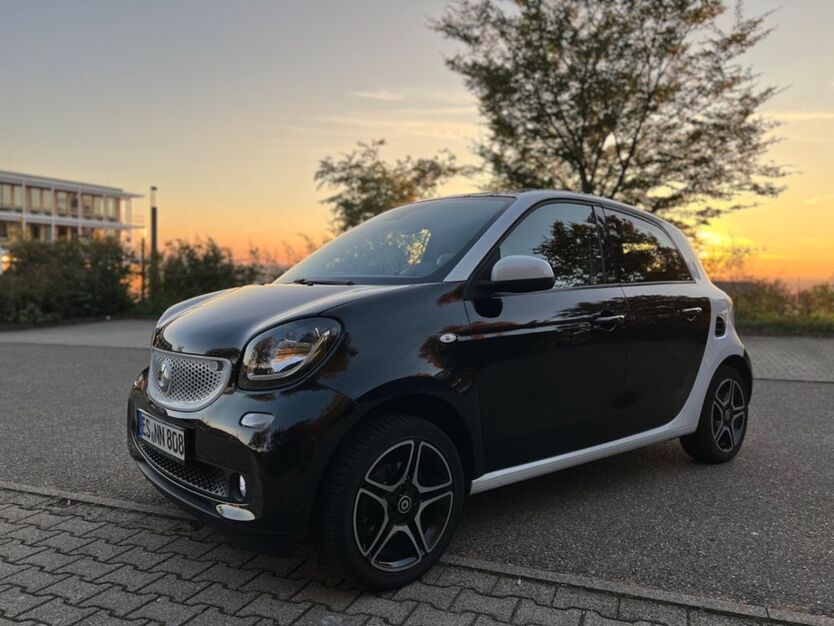 Smart ForFour 76.276 km 7.700 € Plochingen 73207