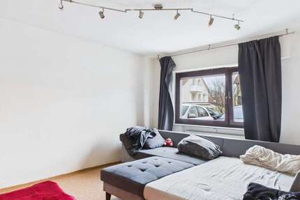 Wohnung zum Kaufen in Weinstadt 110.000 € 36 m² 1 zimmer