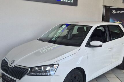 Skoda Fabia 23.350 km 13.690 &euro; Backnang 71522