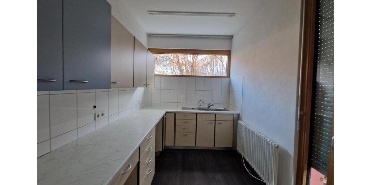 Gewerbeobjekt Reutlingen Altenburg - 2.100&euro; | Angebot:24642583