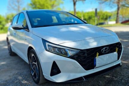 Hyundai i20 32.000 km 14.500 &euro; Weinstadt 71384