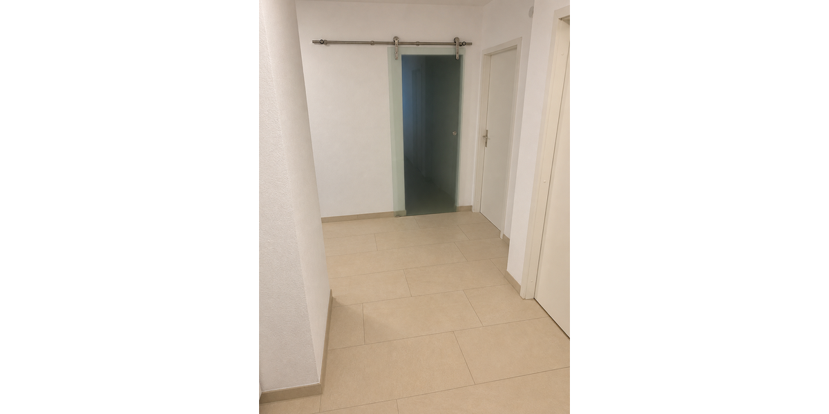 Helle und gepflegte 3,5-Zimmer-Erdgeschosswohnung mit Wohlfühlcharakter - 3.5 Leonberg Haldengebiet | Angebot:27350763