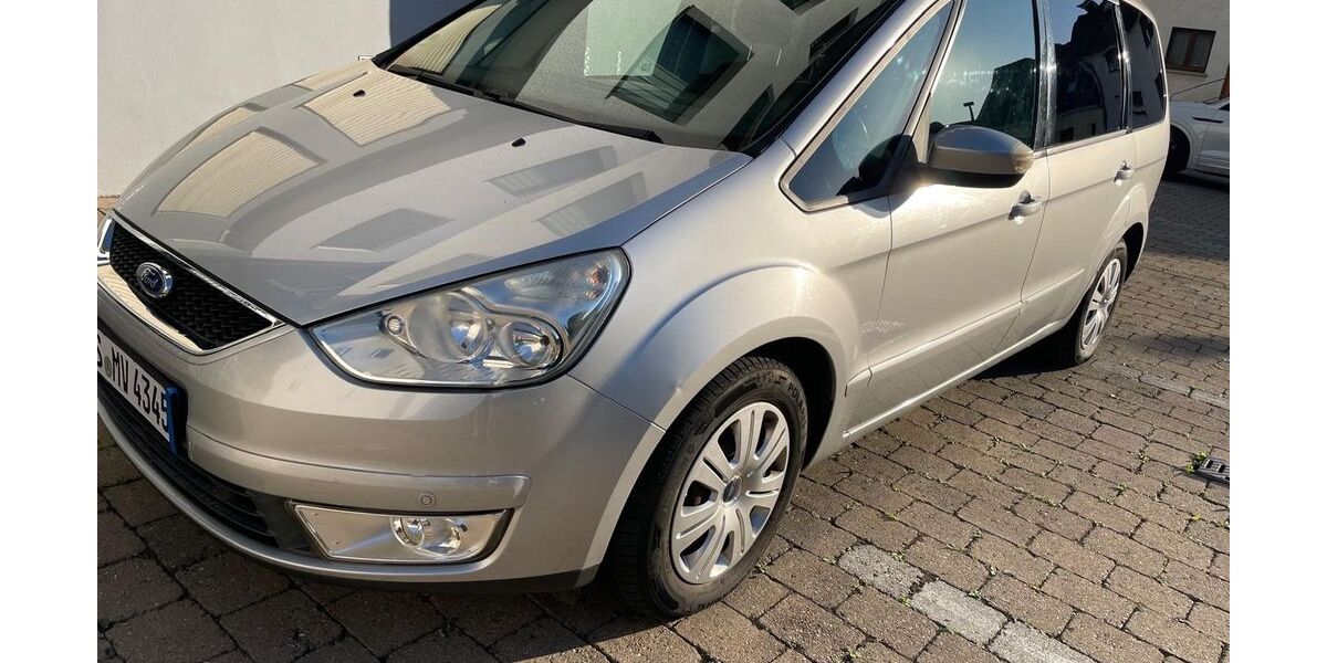 Ford Galaxy 128.600 km 7.000 &euro; Filderstadt 70794