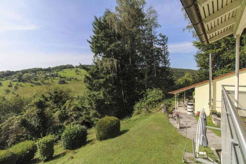 Haus zum Kaufen in Spiegelberg 699.000 € 350.23 m²