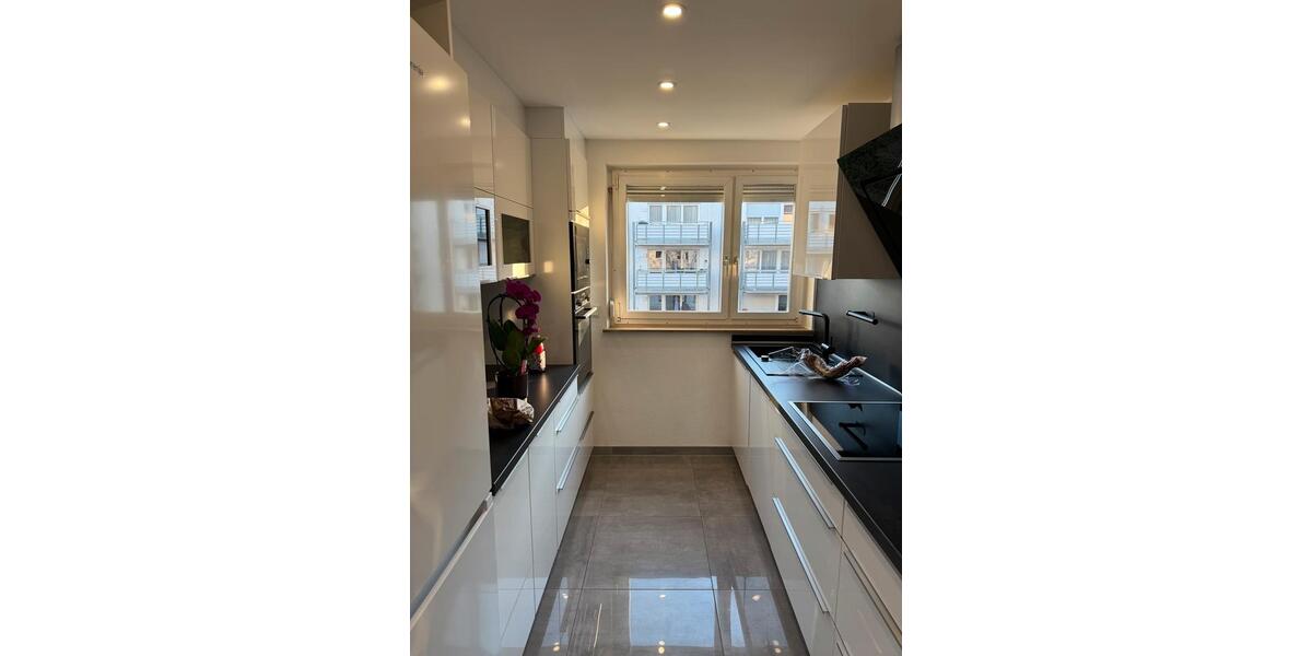 Etagenwohnung Böblingen - 4 Zimmer, 80 m&sup2;, 1.550&euro; | Angebot:26409986