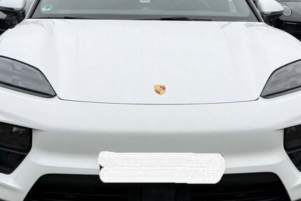 Porsche Macan 9.950 km 77.999 &euro; Stuttgart 70499