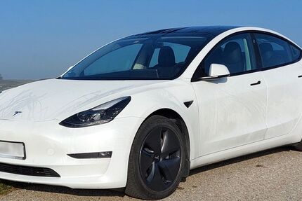 Tesla Model 3 123.800 km 22.700 &euro; Besigheim 74354