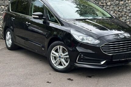 Ford S-Max 75.037 km 18.950 &euro; Sindelfingen 71065
