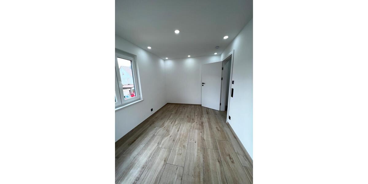 Mehrfamilienhaus, Wohnhaus Denkendorf - 6 Zimmer, 143 m&sup2;, 620.000&euro; | Angebot:26374781