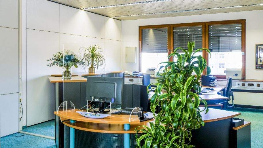 Vollservice Büro & Konferenzräume: flexibel, möbliert, tagesweise nutzbar zimmer