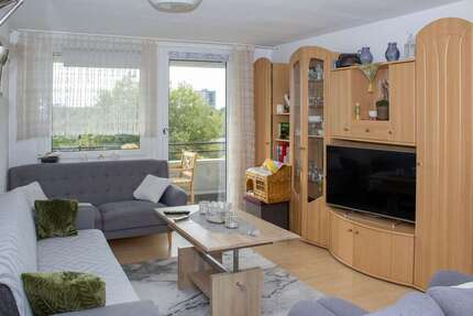 Wohnung zum Kaufen in Reutlingen 230.000 € 81 m²