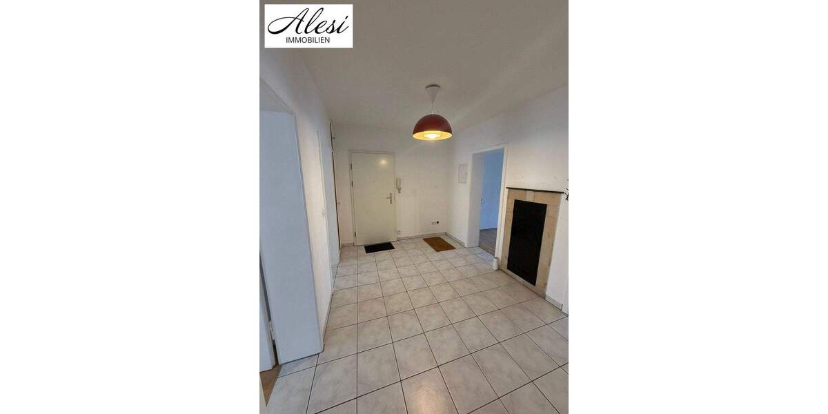 Etagenwohnung Stuttgart Süd - 3 Zimmer, 80 m&sup2;, 360.000&euro; | Angebot:25464444