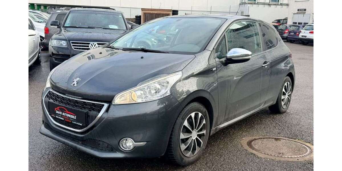 Peugeot 208 156.200 km 2.990 € Filderstadt 70794