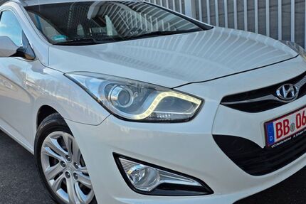 Hyundai i40 133.000 km 7.600 &euro; Holzgerlingen 71088