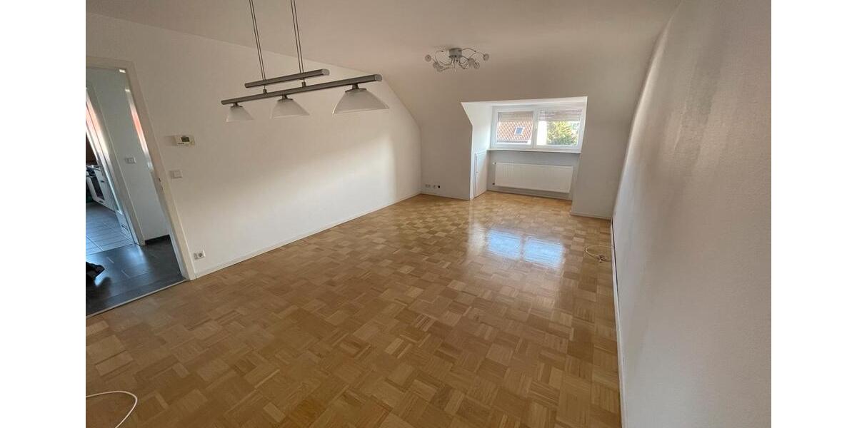Dachgeschoßwohnung Stuttgart Sillenbuch - 3 Zimmer, 71 m&sup2;, 285.000&euro; | Angebot:26446266