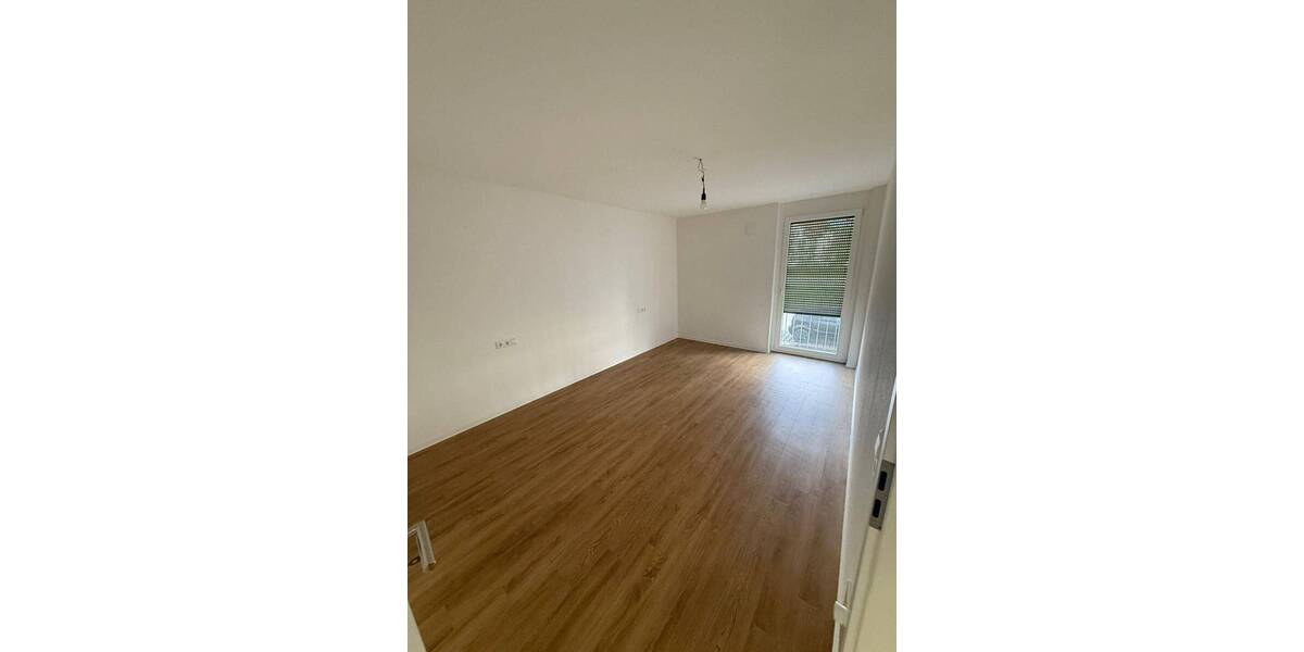 Etagenwohnung Esslingen am Neckar Weil - 3 Zimmer, 80 m&sup2;, 1.375&euro; | Angebot:26189583