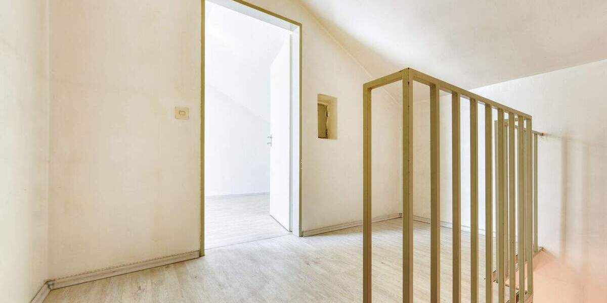 Reihenmittelhaus Stuttgart Rohracker - 5 Zimmer, 120 m&sup2;, 498.000&euro; | Angebot:23833683