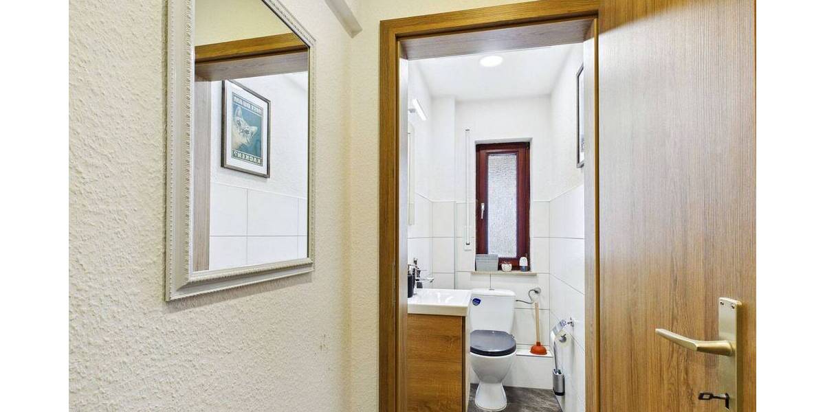 Etagenwohnung Bad-Cannstatt Bad Cannstatt - 3 Zimmer, 87 m&sup2;, 1.615&euro; | Angebot:26417581