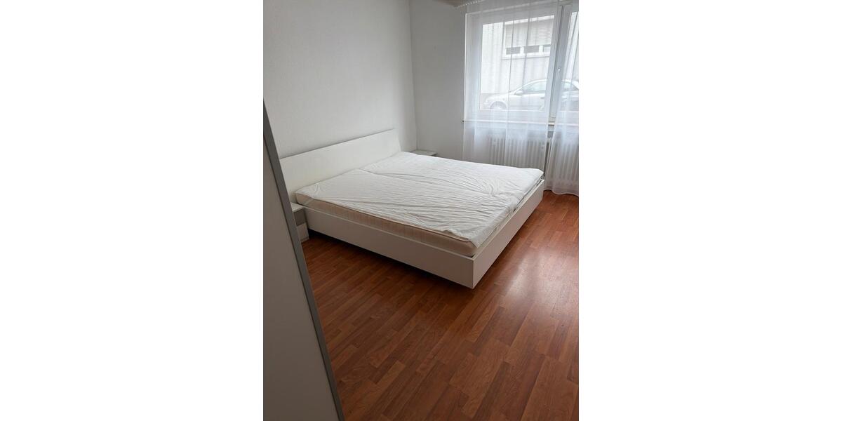 Erdgeschoßwohnung Böblingen - 2 Zimmer, 50 m&sup2;, 910&euro; | Angebot:26580125