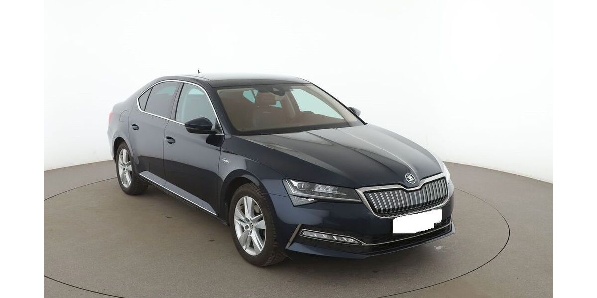 Skoda Superb 92.300 km 21.500 &euro; Stuttgart 70435