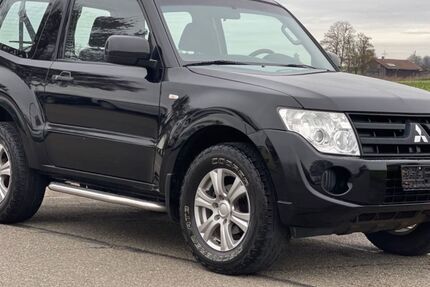 Mitsubishi Pajero 187.000 km 14.500 € Fellbach 70736