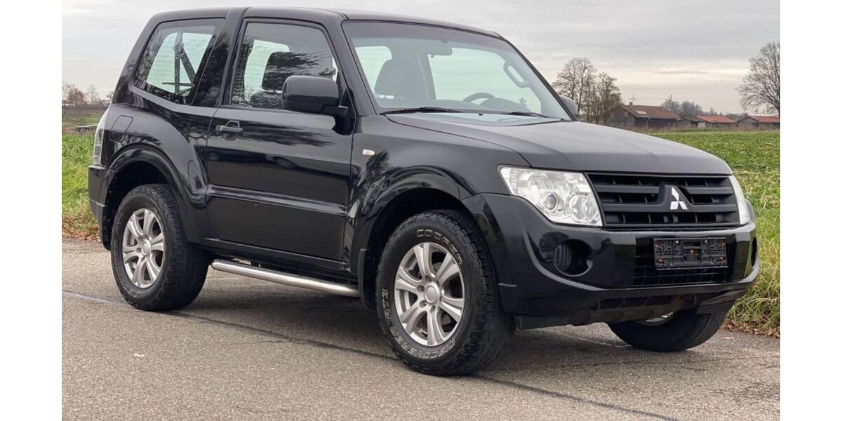 Mitsubishi Pajero 187.000 km 14.500 € Fellbach 70736