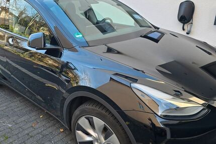 Tesla Model Y 25.700 km 31.000 € Ludwigsburg 71634