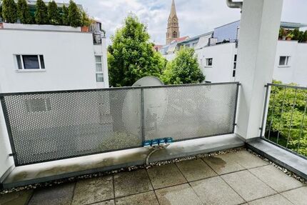Provisionsfrei, helle 3,5-Zi.-Whg. 74qm mit EBK, Loggia, Gäste-WC und Abstellkammer im Herzen von S-Zuffenhausen, bezugsfrei ab 01.10.2026 - Wohnung Stuttgart Zuffenhausen | Angebot:26963014
